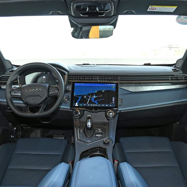 Lynk & Co 05 EM-P