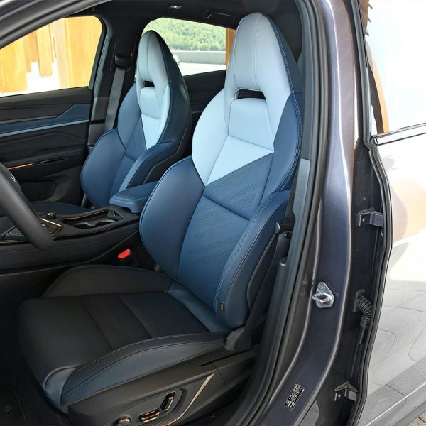 Lynk & Co 05 EM-P