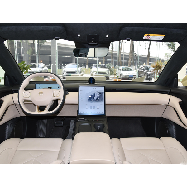 NIO ET5