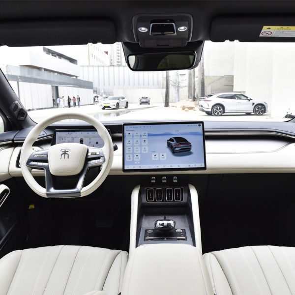 BYD Song L interior